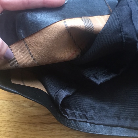 Black leather mini skirt - Picture 6 of 8